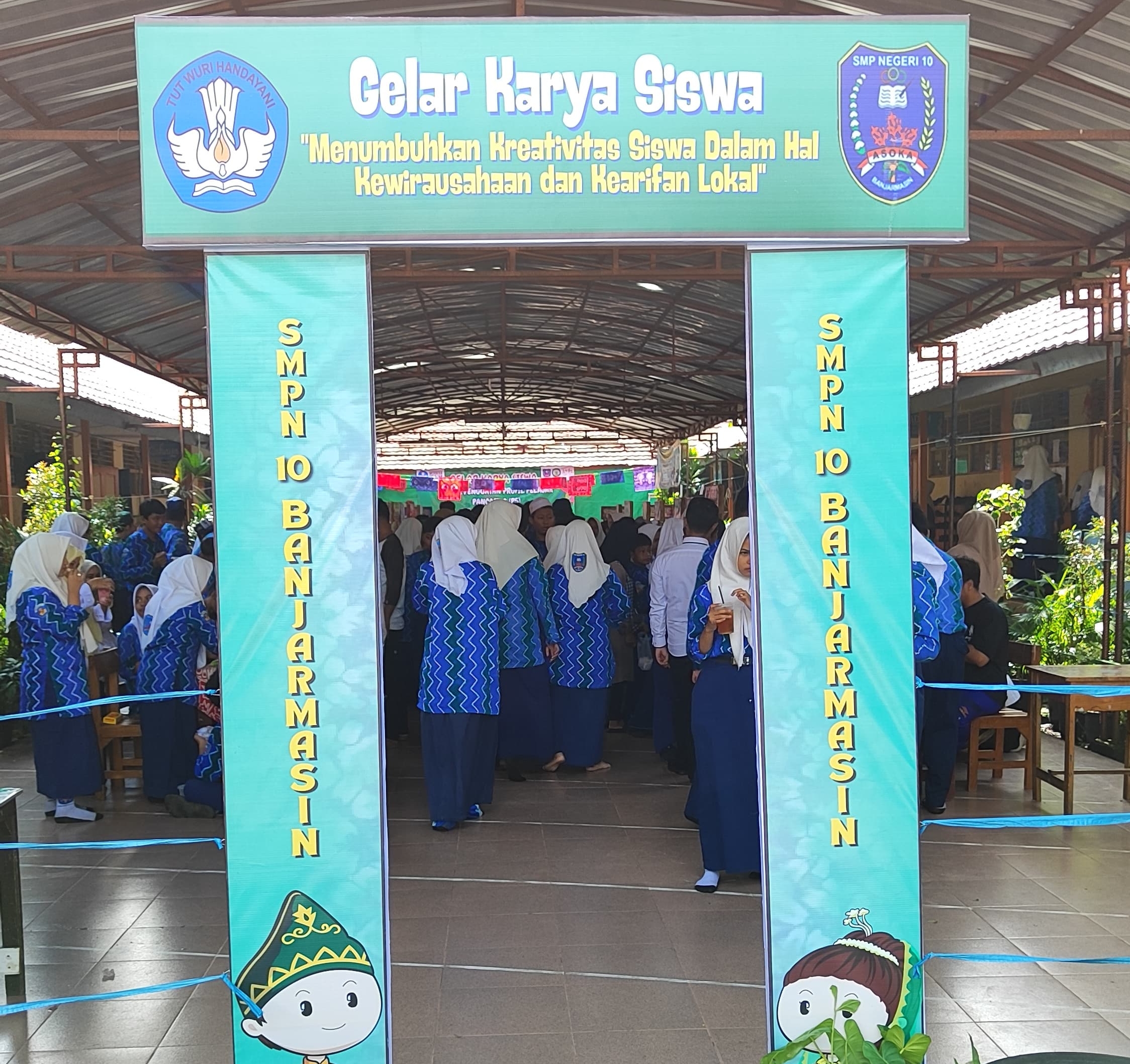 Gelar Karya P5 – SMP Negeri 10 Banjarmasin Memukau dengan Kreativitas Kewirausahaan dan Kearifan Lokal