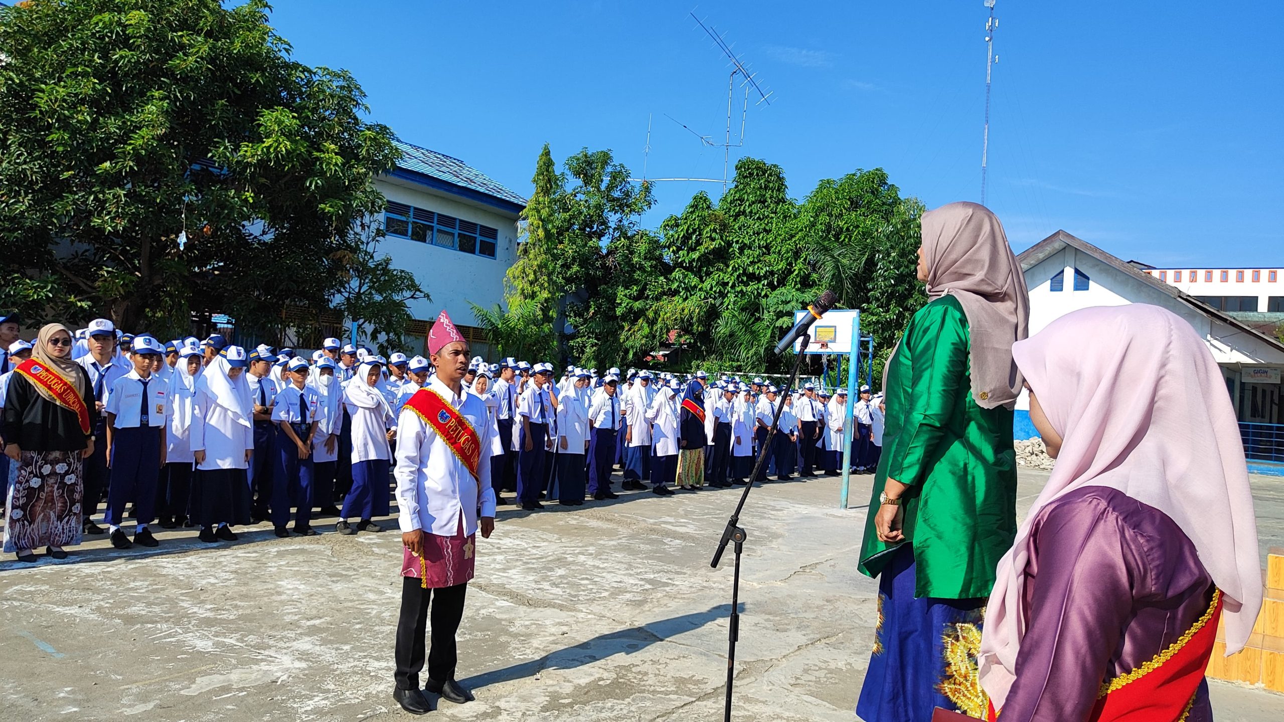 Upacara Peringatan Hari Sumpah Pemuda Tahun 2024 di SMP Negeri 10 Banjarmasin