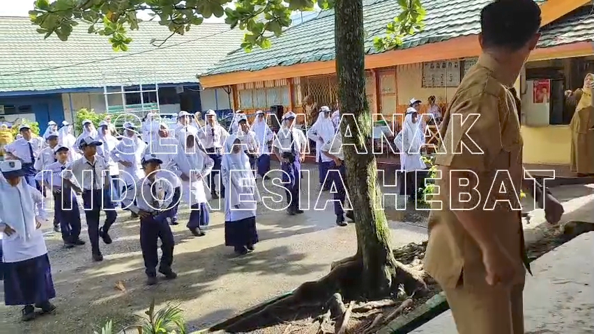 Hari Pertama Masuk Sekolah, Semangat dengan Terapkan Senam Anak Indonesia Hebat (SIAH)
