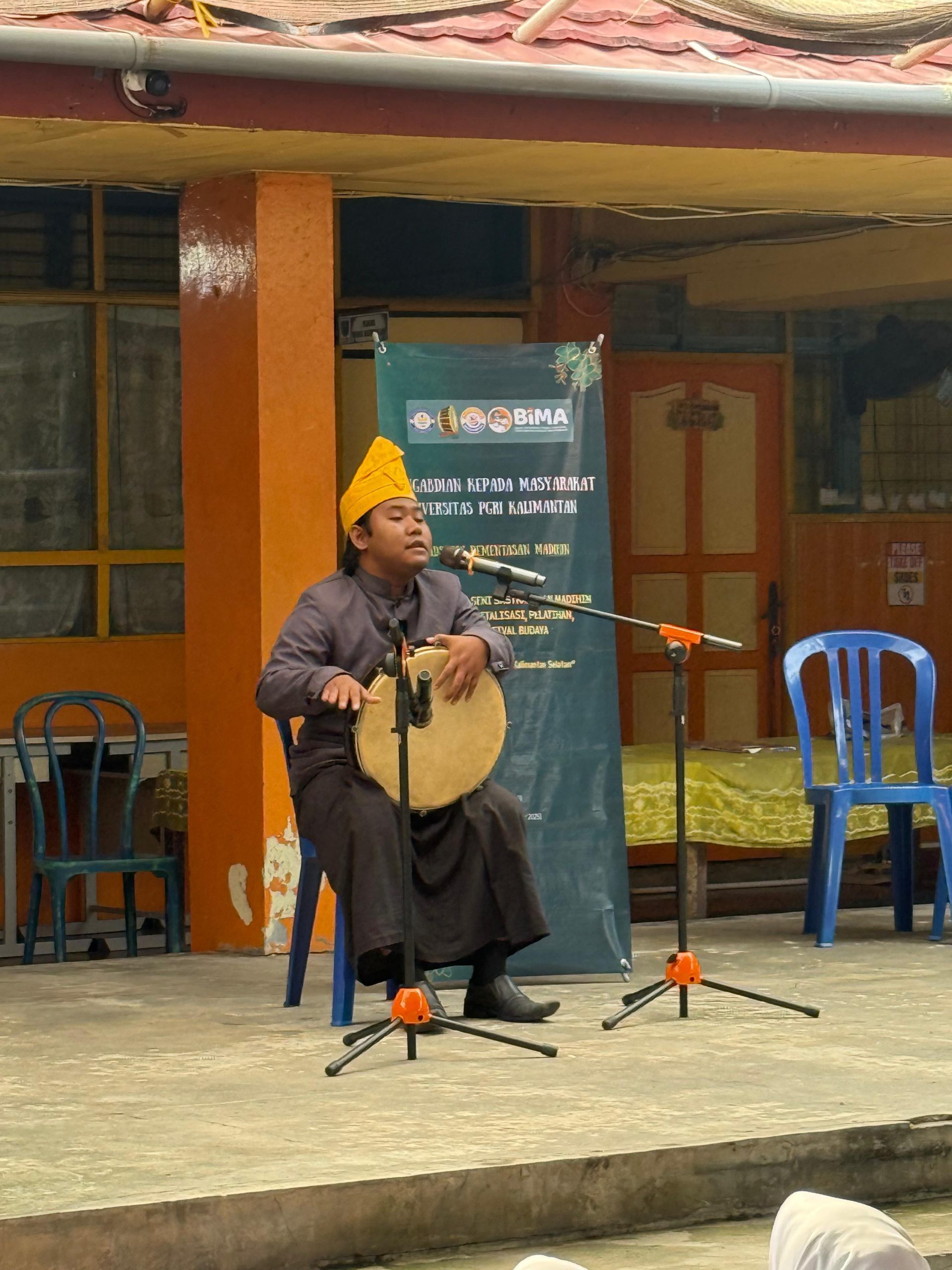 Roadshow Pementasan Madihin”Madihin, Seni Berpantun Kalimantan Selatan”
