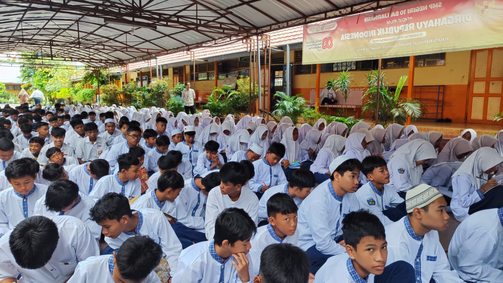 Menjemput Keberkahan Ramadhan melalui Gema Jumat Taqwa di SMPN 10 Banjarmasin