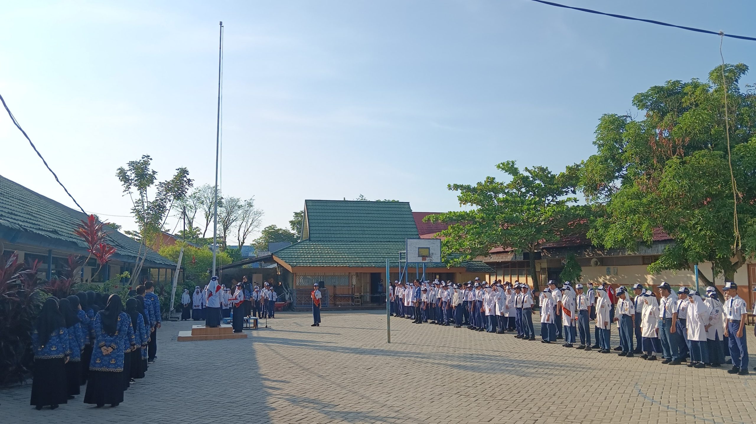Kobarkan Semangat Persatuan, SMPN 10 Banjarmasin Gelar Upacara Hari Lahir Pancasila 2026