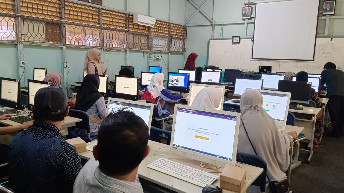 Survei Kepuasan Masyarakat di SMP Negeri 10 Banjarmasin