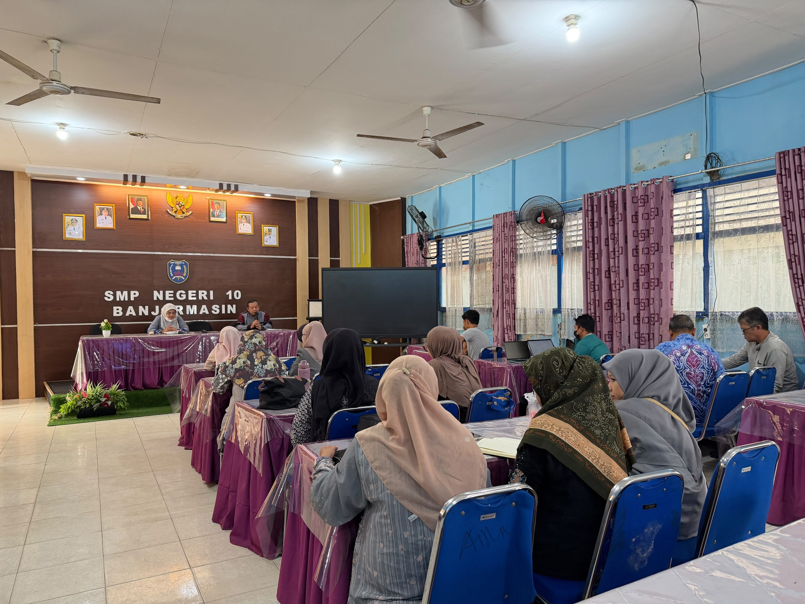 Respons Dampak Karhutla, Rapat Rutin SMPN 10 Banjarmasin Matangkan Strategi Pembelajaran Jarak Jauh (PJJ)
